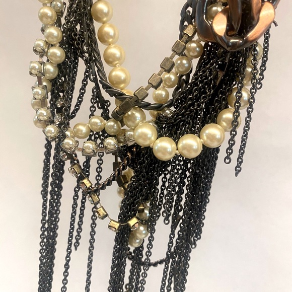 Perfect condition Fenton Fallon necklace - Picture 2 of 3